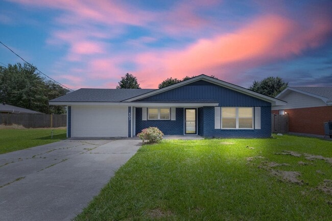 Photo - 503 Hickok St