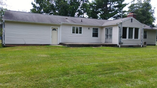 Building Photo - 3126 McCain Rd