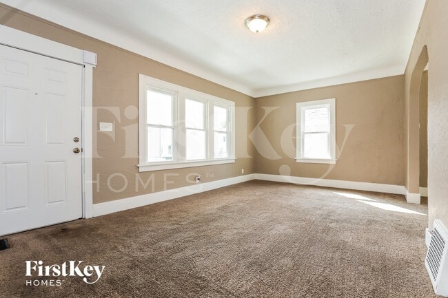 Photo - 754 North Ave