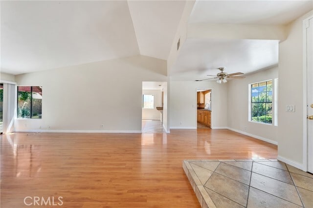 Photo - 156 Appletree Ave
