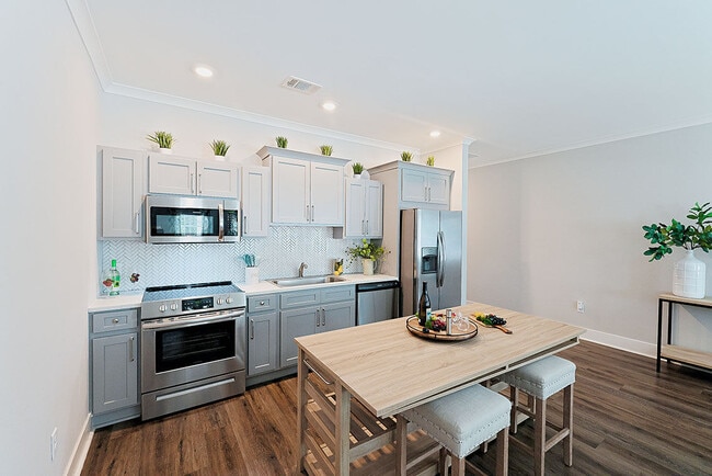 Photo - Beverly Villas