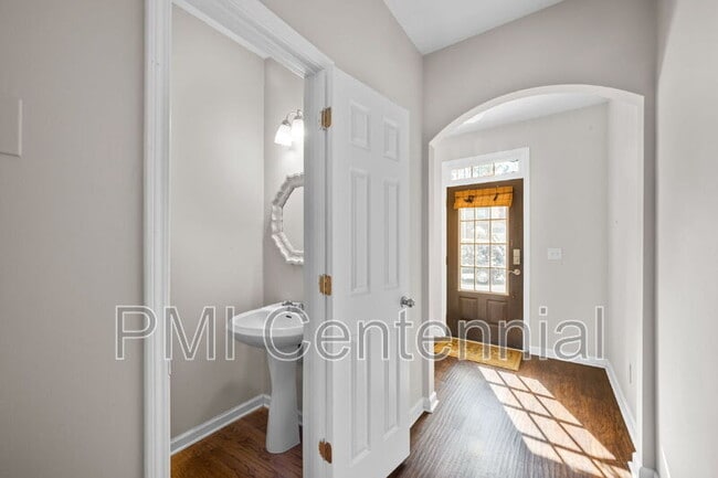 Photo - 2048 Lakeshore Overlook Cir NW