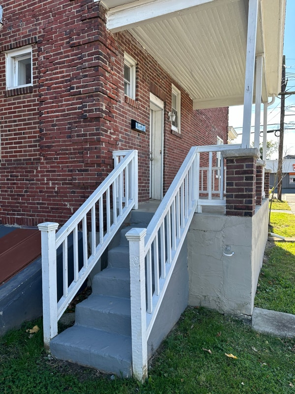 Photo - 252 Parkway Ave