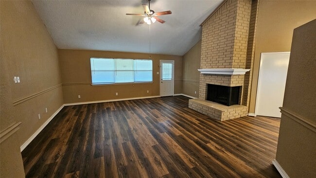 Building Photo - 1418 Willersley Ln Rental