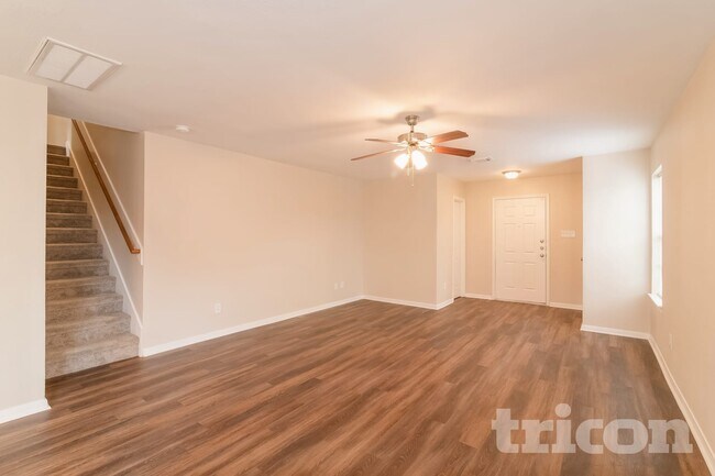 Photo - 3703 Bent Springs Ln