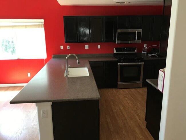 Photo - 6443 E Woodward Ave