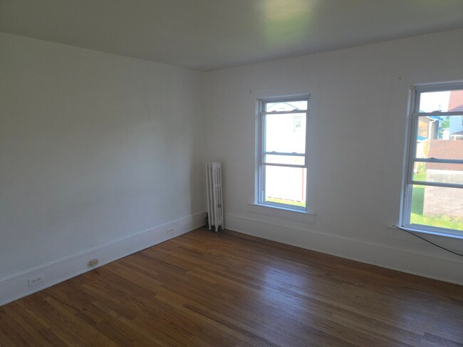 Photo - 906 N Main St Unit 906