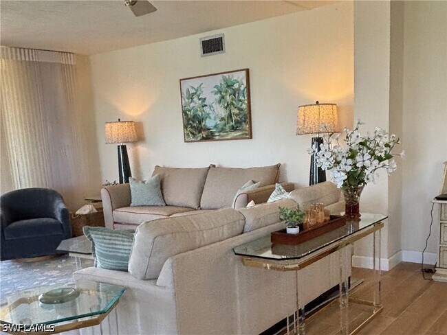 Photo - 15 Bluebill Ave Unidad 1006