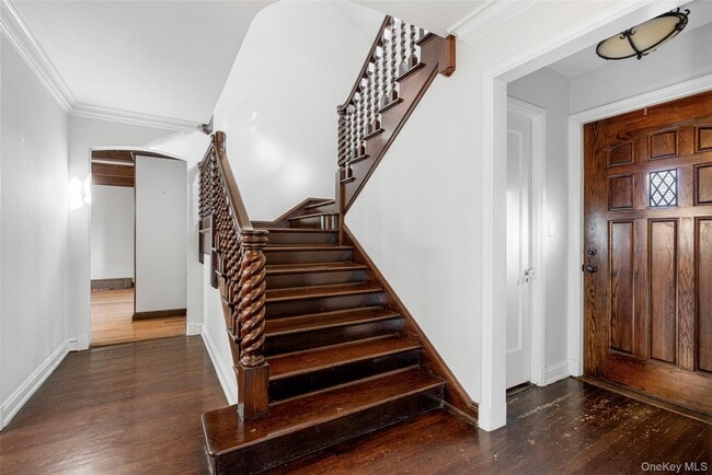 22 Verdun Ave