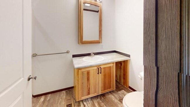 Photo - 133 Northwest Dr