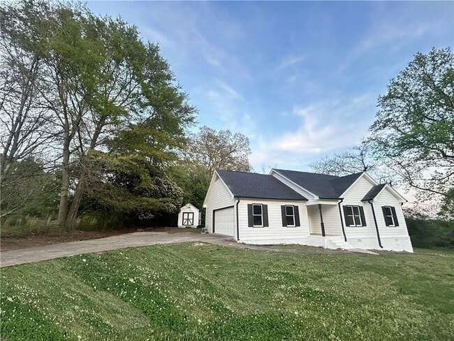 Photo - 3590 Chamblee Gap Rd