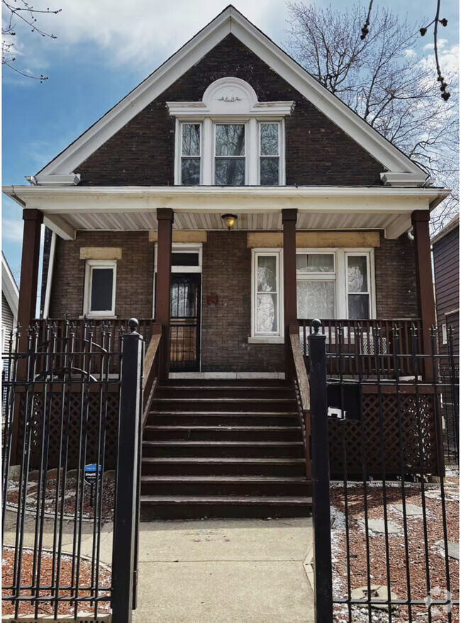 Building Photo - 2867 E 77th St Rental