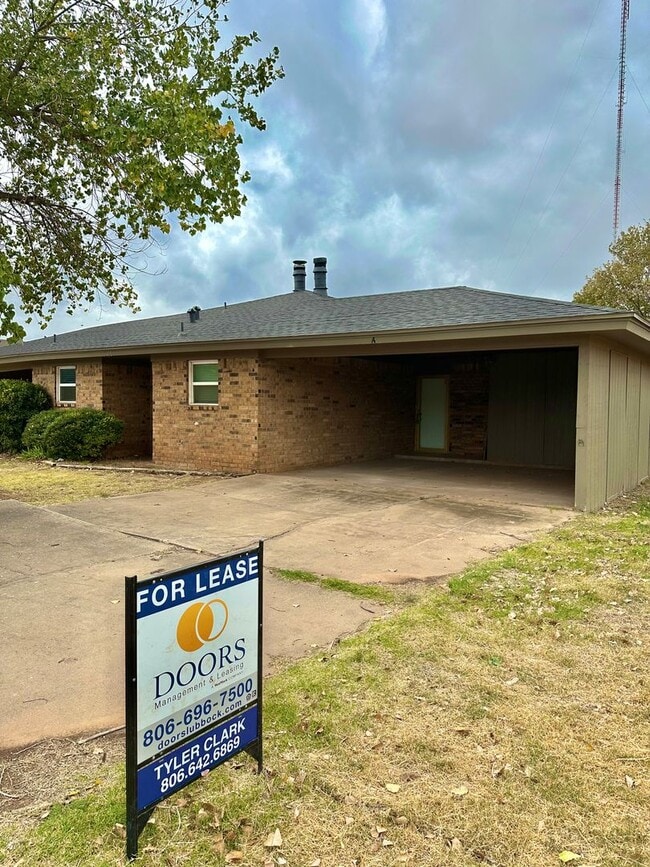 Building Photo - 7410 Avenue W Unit A