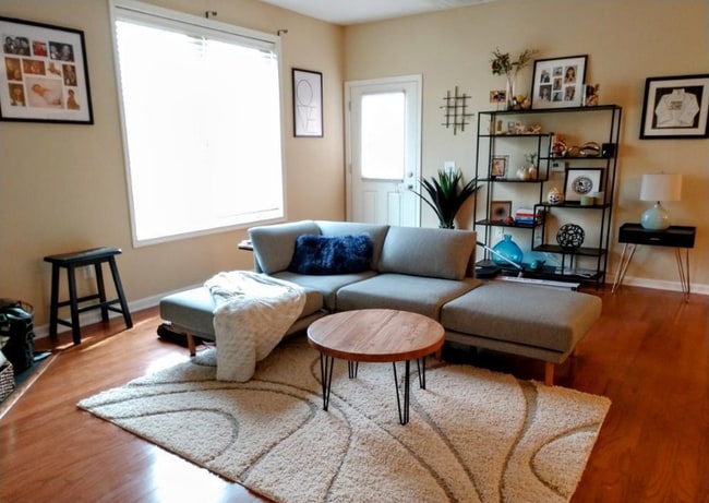 Photo - 115 Alma Mater Dr