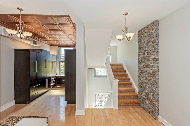 Photo - 408 W St Clair Ave Unit 226