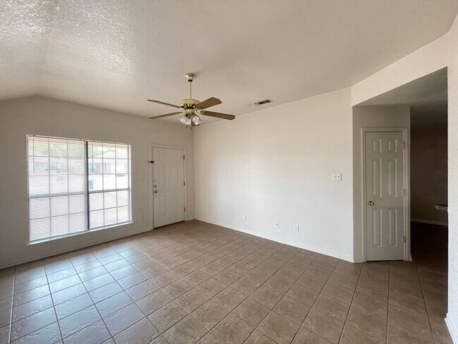 Photo - 3206 Dannen Ct Unit # B