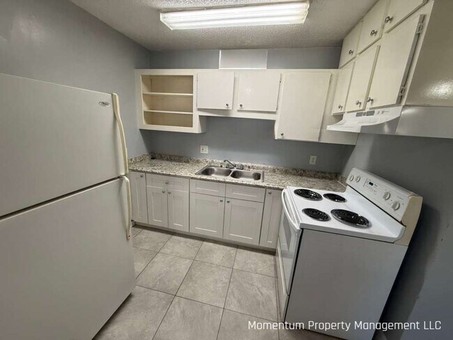 Photo - 9406 N Mulberry St Unit 2