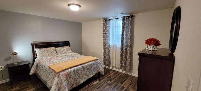 Photo - 1 Masters Dr