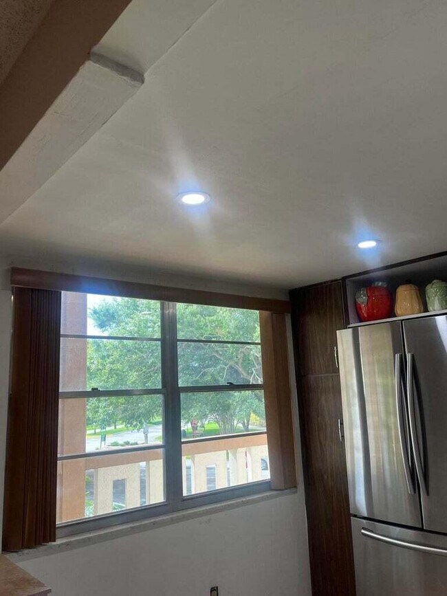 4302 Martinique Cir Unit B2