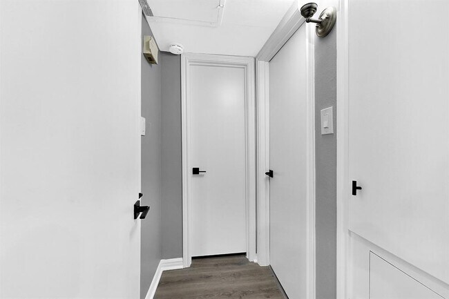 Photo - 2601 Bellefontaine St Unit B208