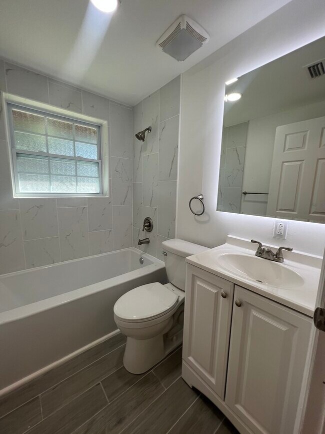 Photo - 2628 Broadway Ave