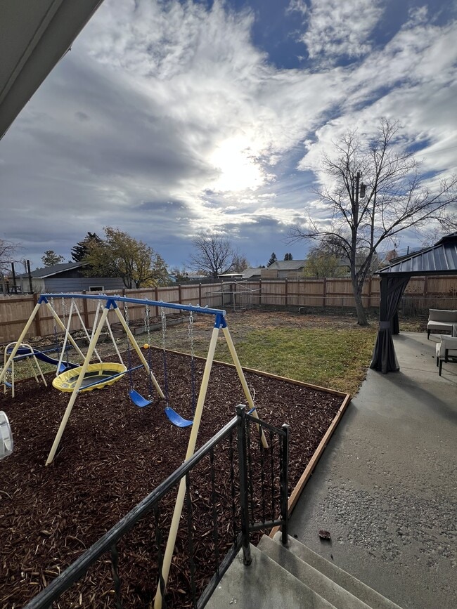 Photo - 911 Idlewilde Ct