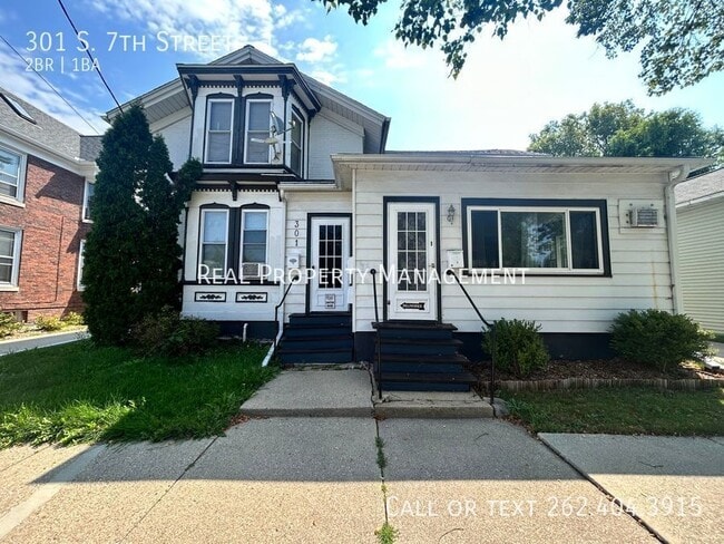 Building Photo - 301 S 7th St Unit 1