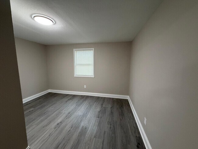 Photo - 5109 Maywood Dr