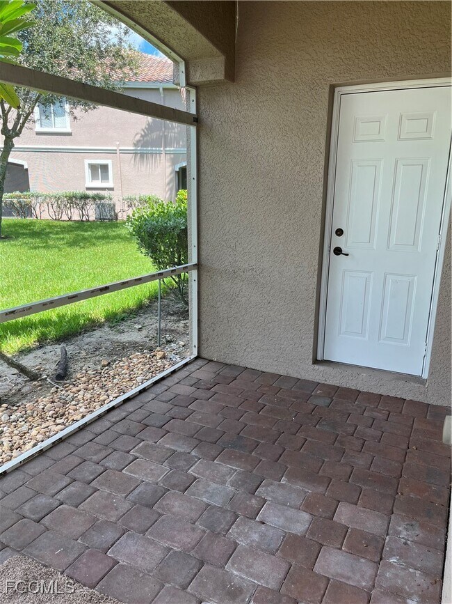 Photo - 9999 Chiana Cir