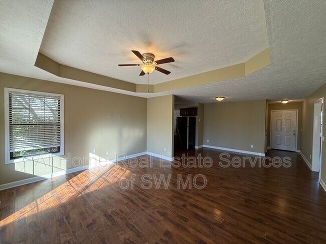 Photo - 1264 Butterfield Dr