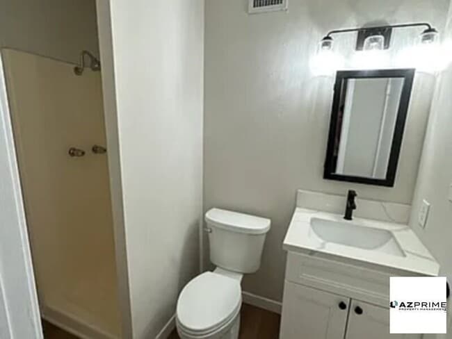 Photo - Tiger Lilly Ln