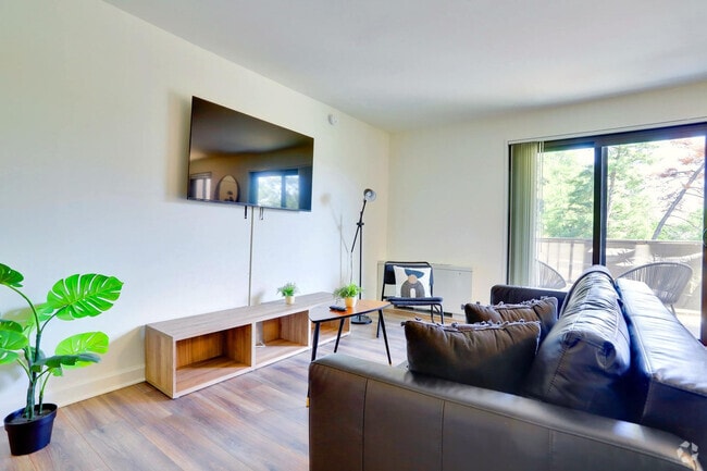 Building Photo - 2525 10th St N Rental