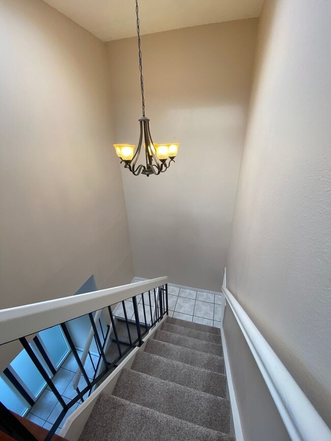 Photo - Beautiful 3 bed, 2 bath Townhome close to USD and Mission Valley!