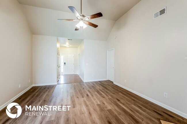 Photo - 134 Ashby St