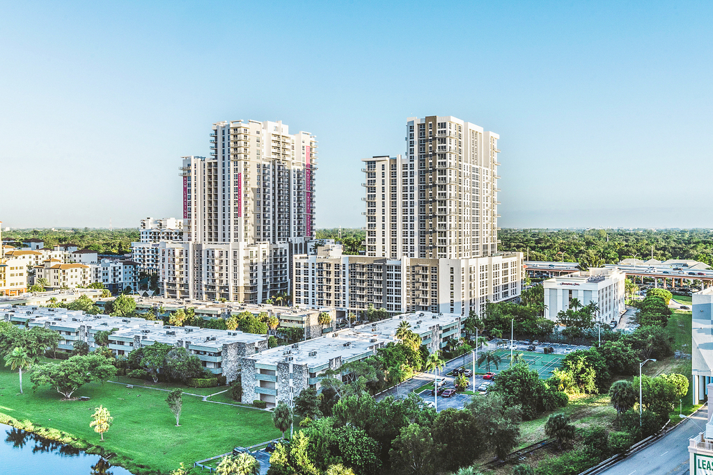 Photo - The Palmer Dadeland Apartments