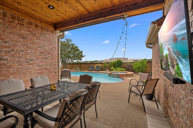 Photo - 9602 Windy Hollow Dr