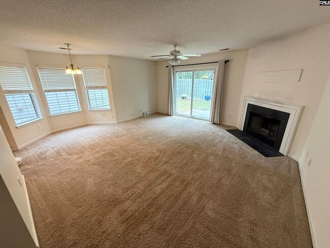 Photo - 16 Autumn Run Way