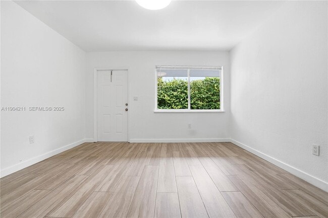 Photo - 60 NW 42nd St Unit 0