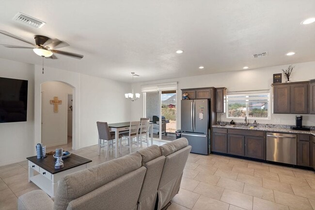 Photo - 1829 Camino Lebanon