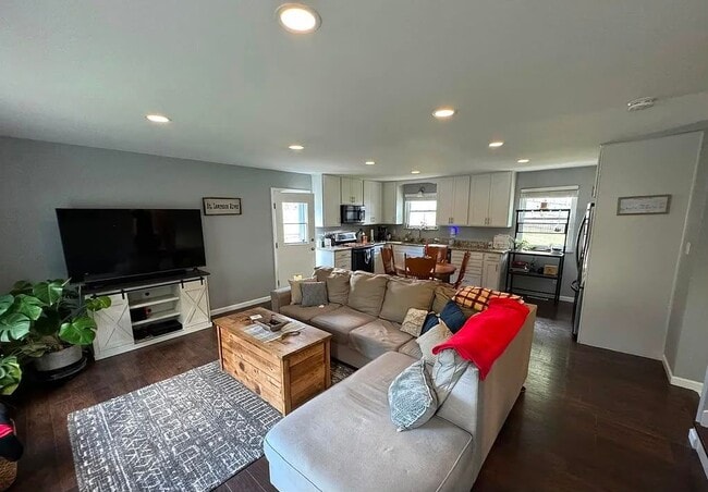 Photo - 6220 Robin Heights Dr NW