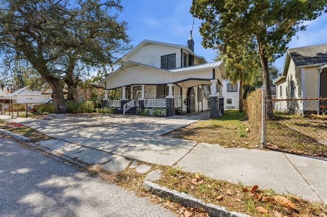 Photo - 2914 N 10th St