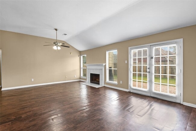 Photo - 17819 Scenic Oaks Dr