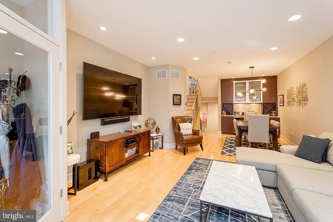 Photo - 770 Dorrance St Townhome