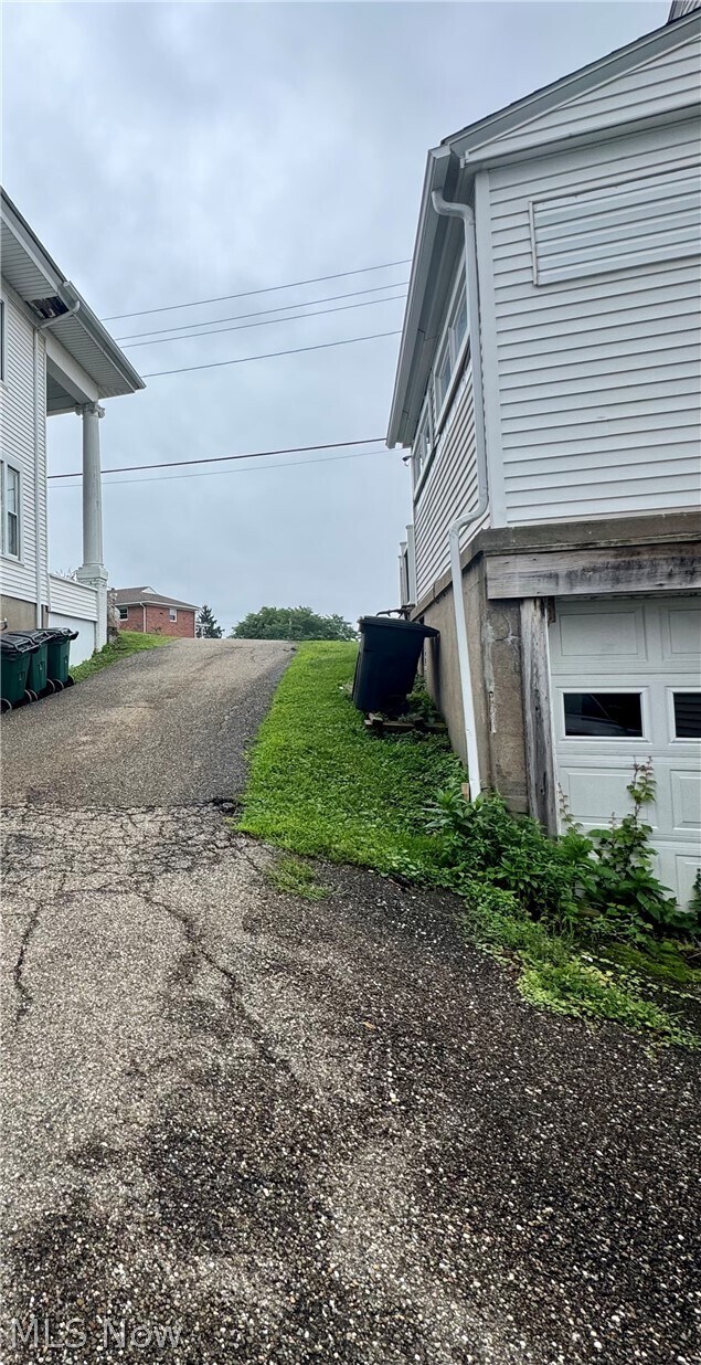 243 E Main St Unit A