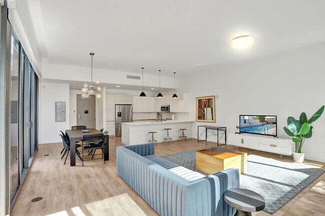 Photo - 1220 17th St Unidad SI ID1504115P