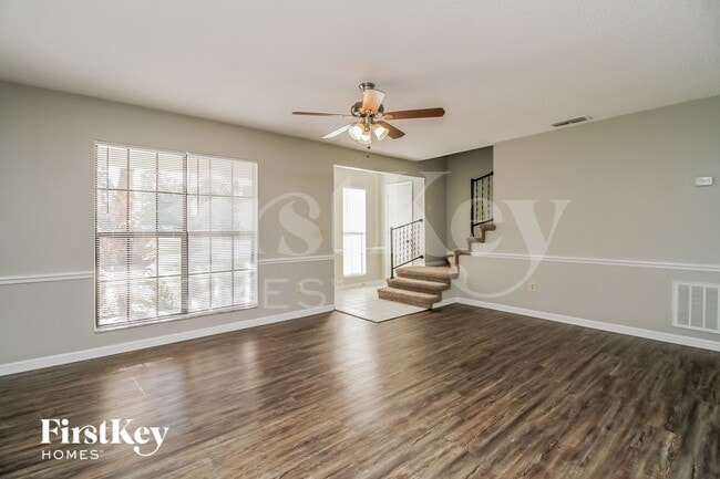 Photo - 602 Brunswick Terrace