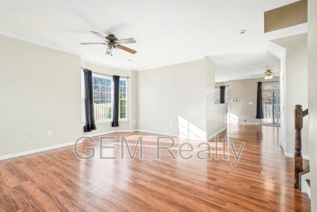 Photo - 5218 Drakes Ct