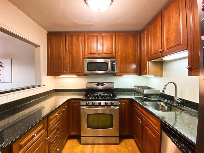 Photo - 318 Rindge Ave Unit 405