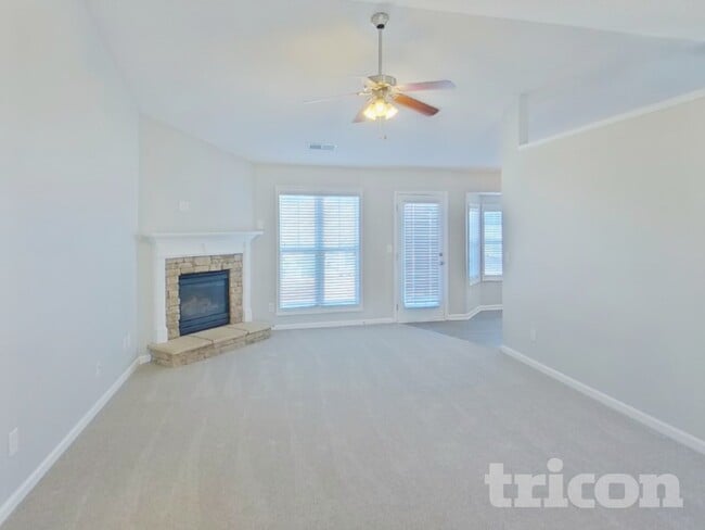 Photo - 3812 Plymouth Rock Drive