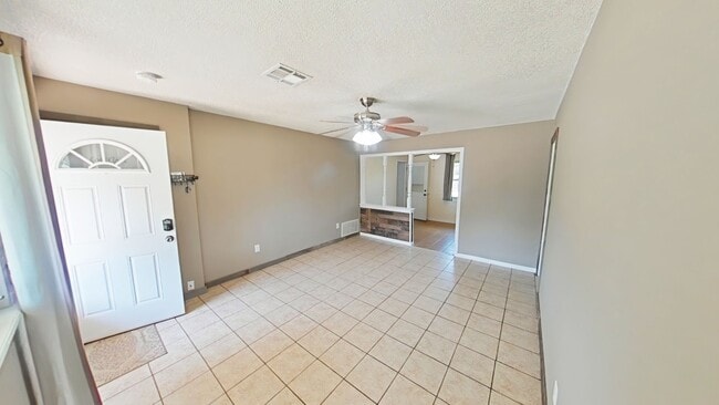 Photo - 3808 SE Dorchester Dr